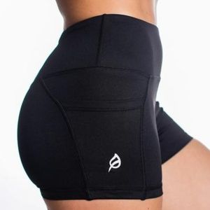 P'tula Tracy Powet Short - Black